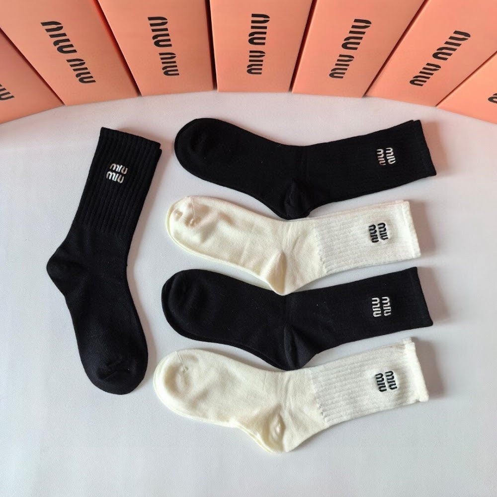 Dragons Bags Premium Luxury Socks --98027