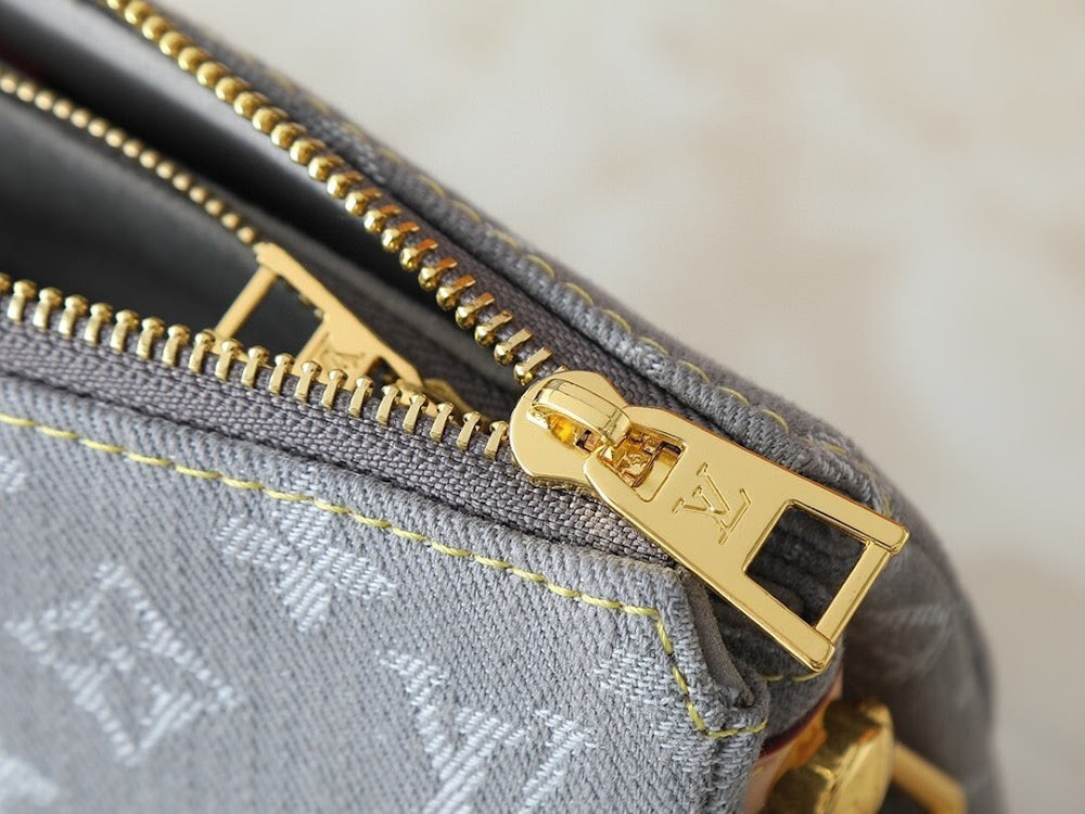 Dragons Bags ln Luxury Bag --77099