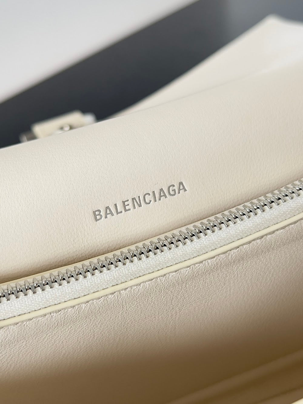 Dragons Bags Balenciaga Luxury Bag --111291