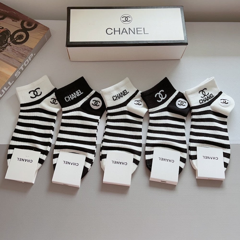 Dragons Bags Premium Luxury Socks --97720
