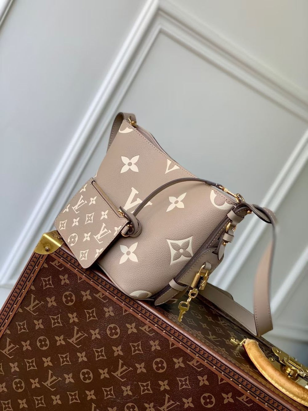 Dragons Bags ln Luxury Bag --81664