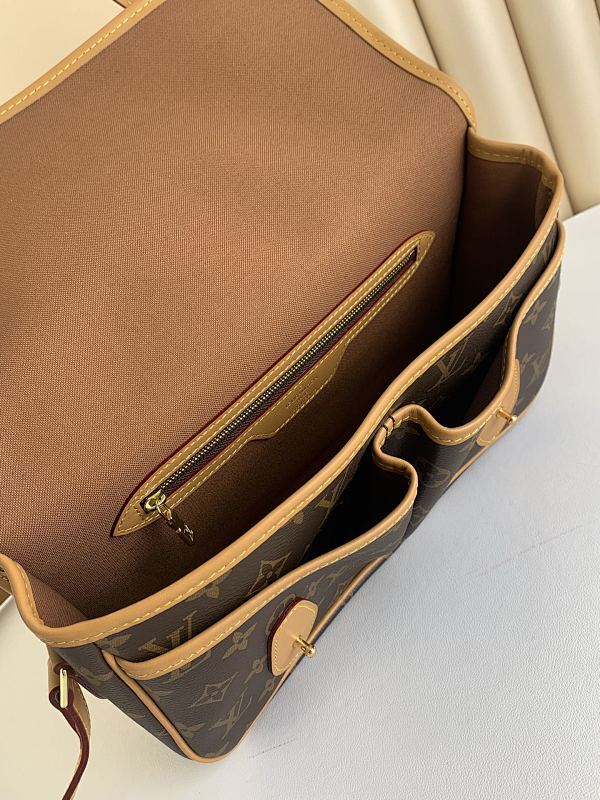 Dragons Bags ln Luxury Bag --63129