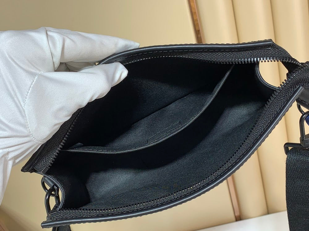 Dragons Bags ln Luxury Bag --60855