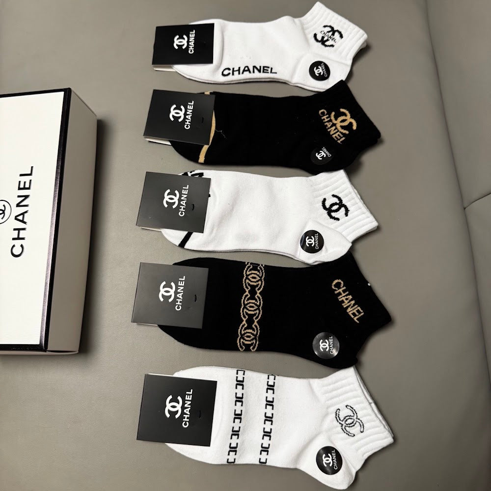 Dragons Bags Premium Luxury Socks --98397