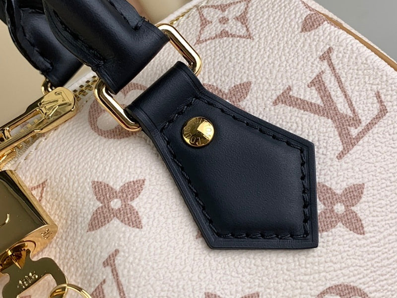 Dragons Bags ln Luxury Bag --61993