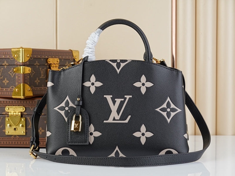 Dragons Bags ln Luxury Bag --66750