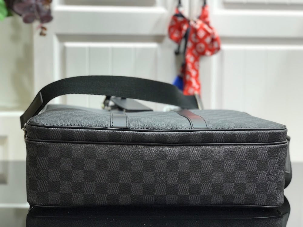 Dragons Bags ln Luxury Bag --97138