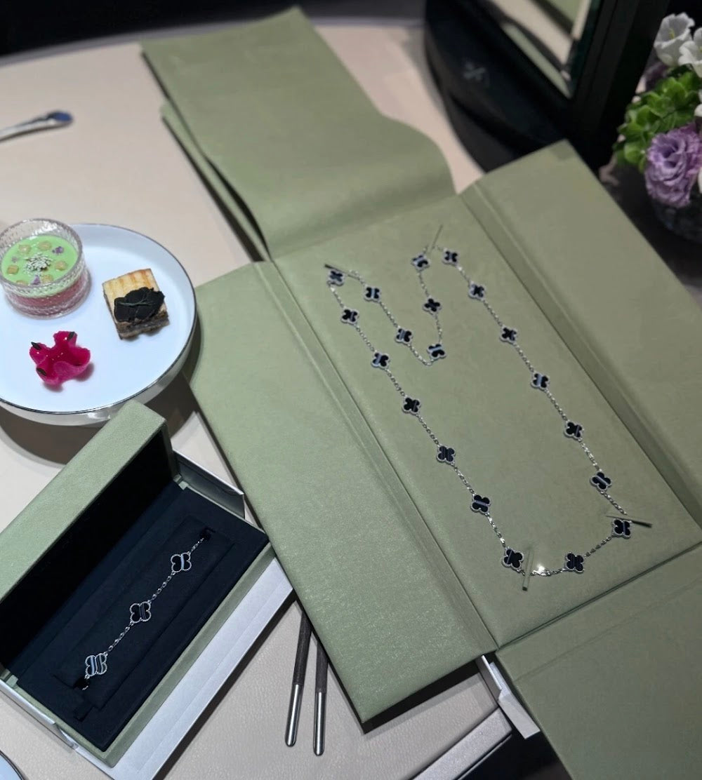 Dragons Bags VCA Luxury Jewelry --51783