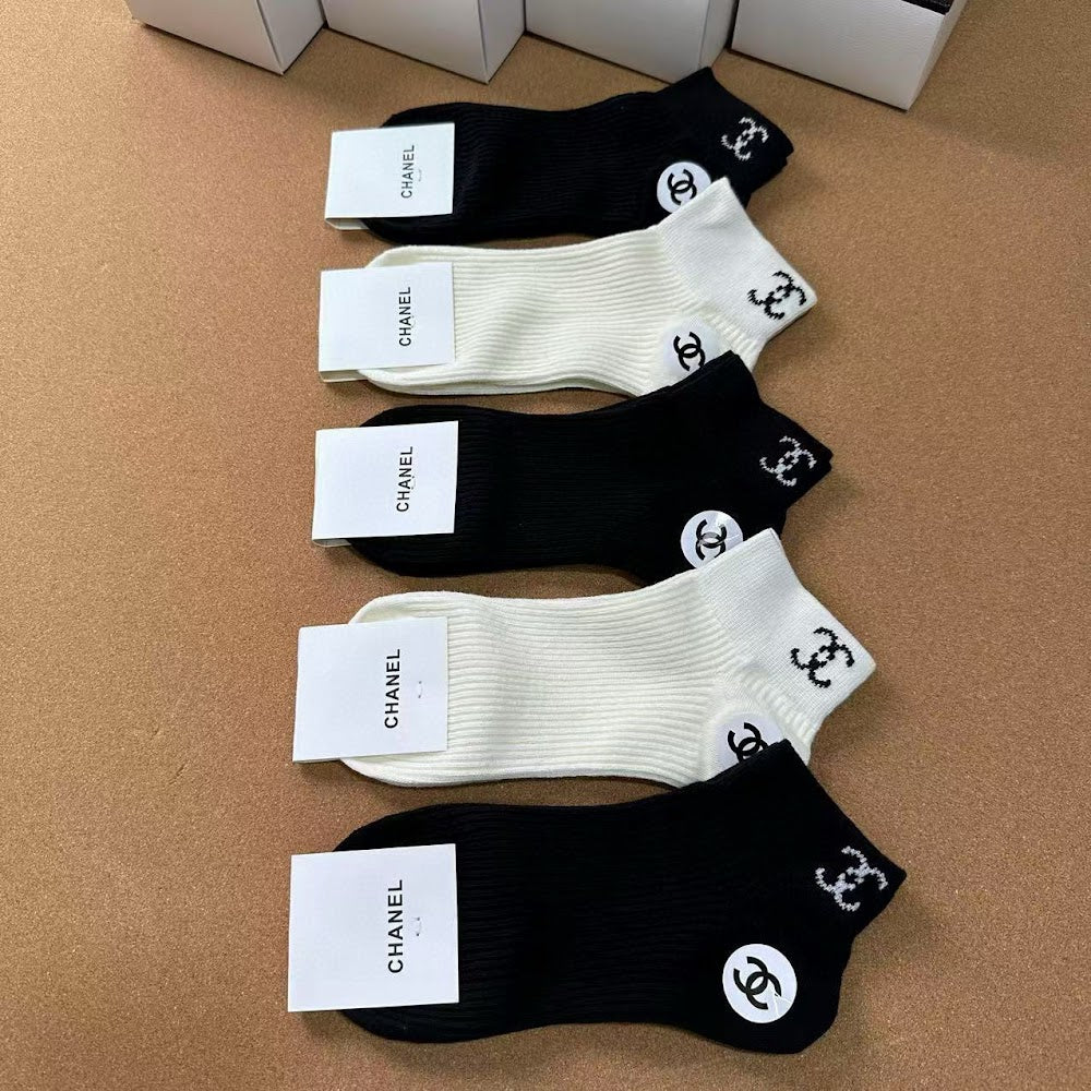 Dragons Bags Premium Luxury Socks --98677