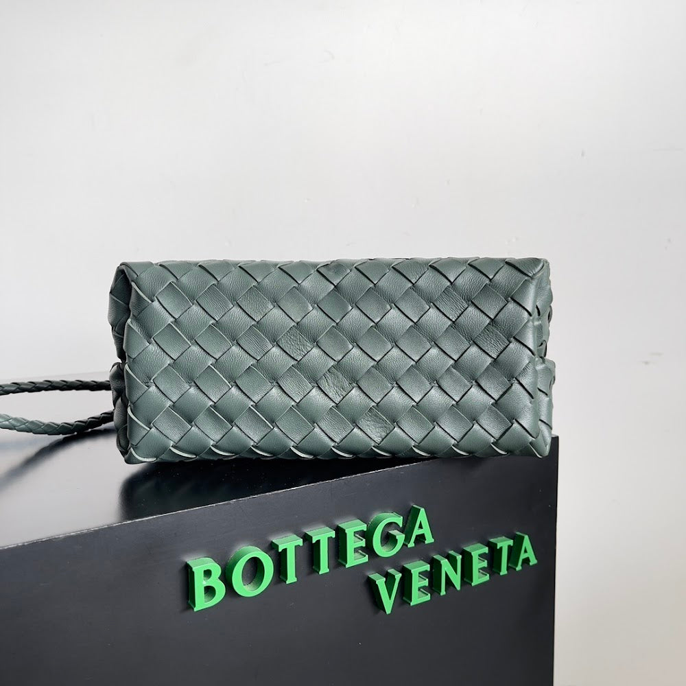 new-luxury-designer-bags-nm10690