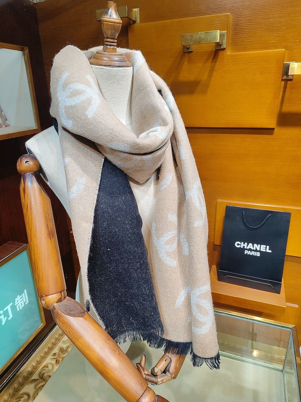 Dragons Bags Premium Designer Scarf --99176