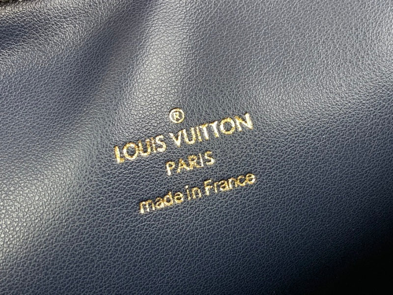 Dragons Bags ln Luxury Bag --68404