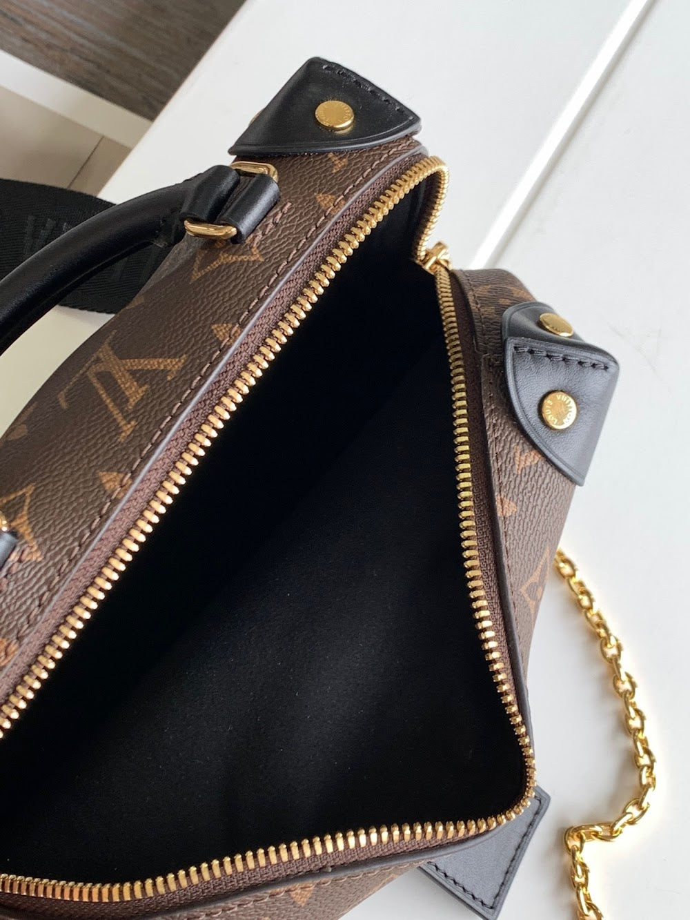Dragons Bags ln Luxury Bag --78347