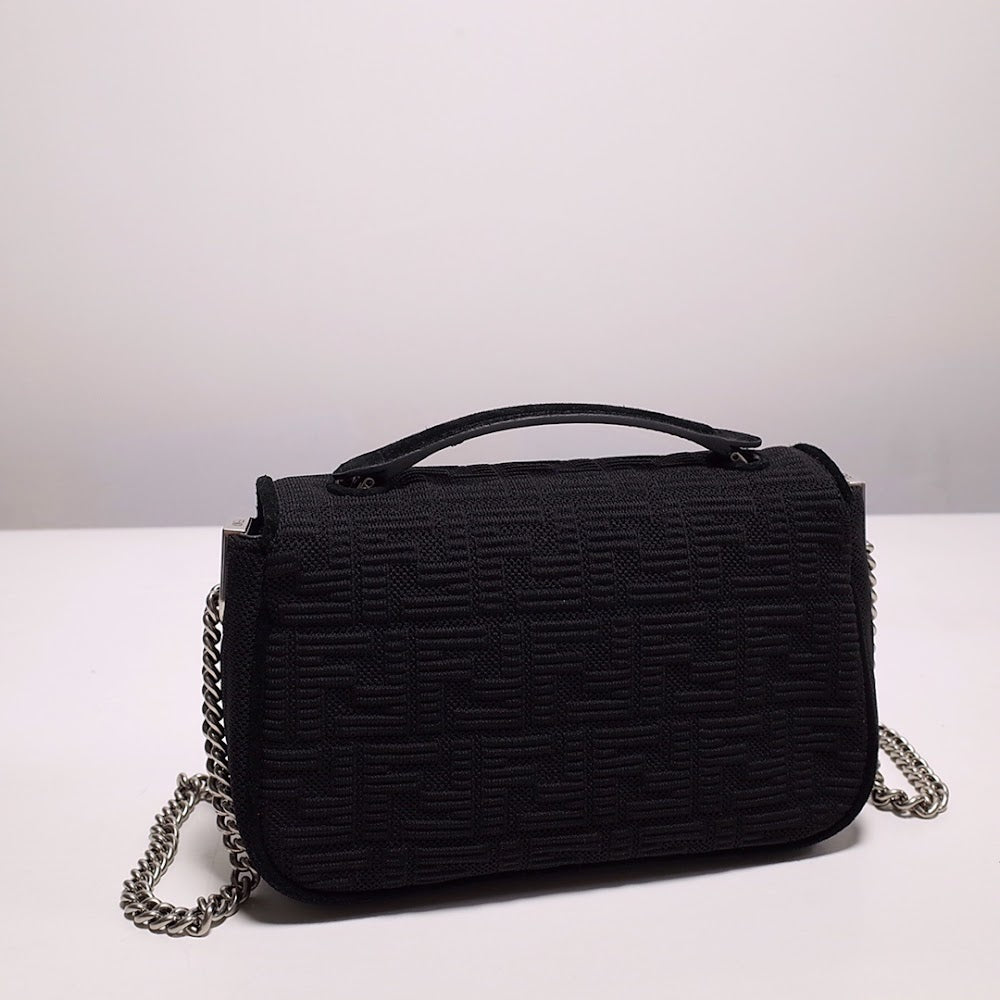 new-luxury-designer-bags-nm15265