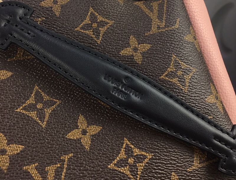 Dragons Bags ln Luxury Bag --58989