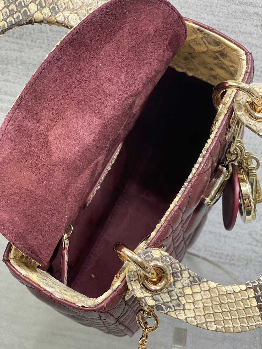 Dragons BagsDiorn Luxury Bag --115346