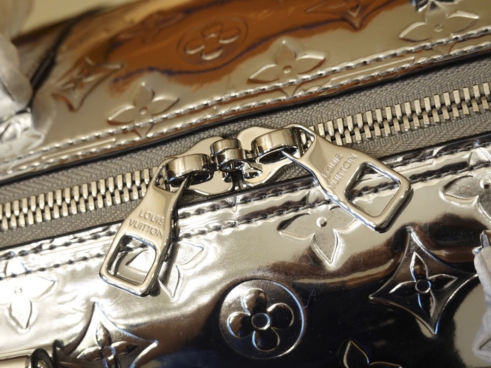 Dragons Bags ln Luxury Bag --66597