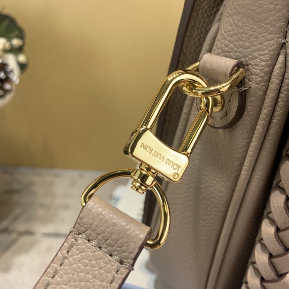 Dragons Bags ln Luxury Bag --66239