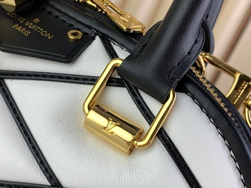 Dragons Bags ln Luxury Bag --61988