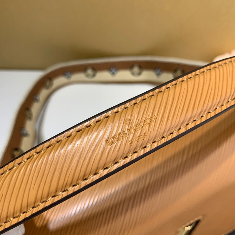 Dragons Bags ln Luxury Bag --59734