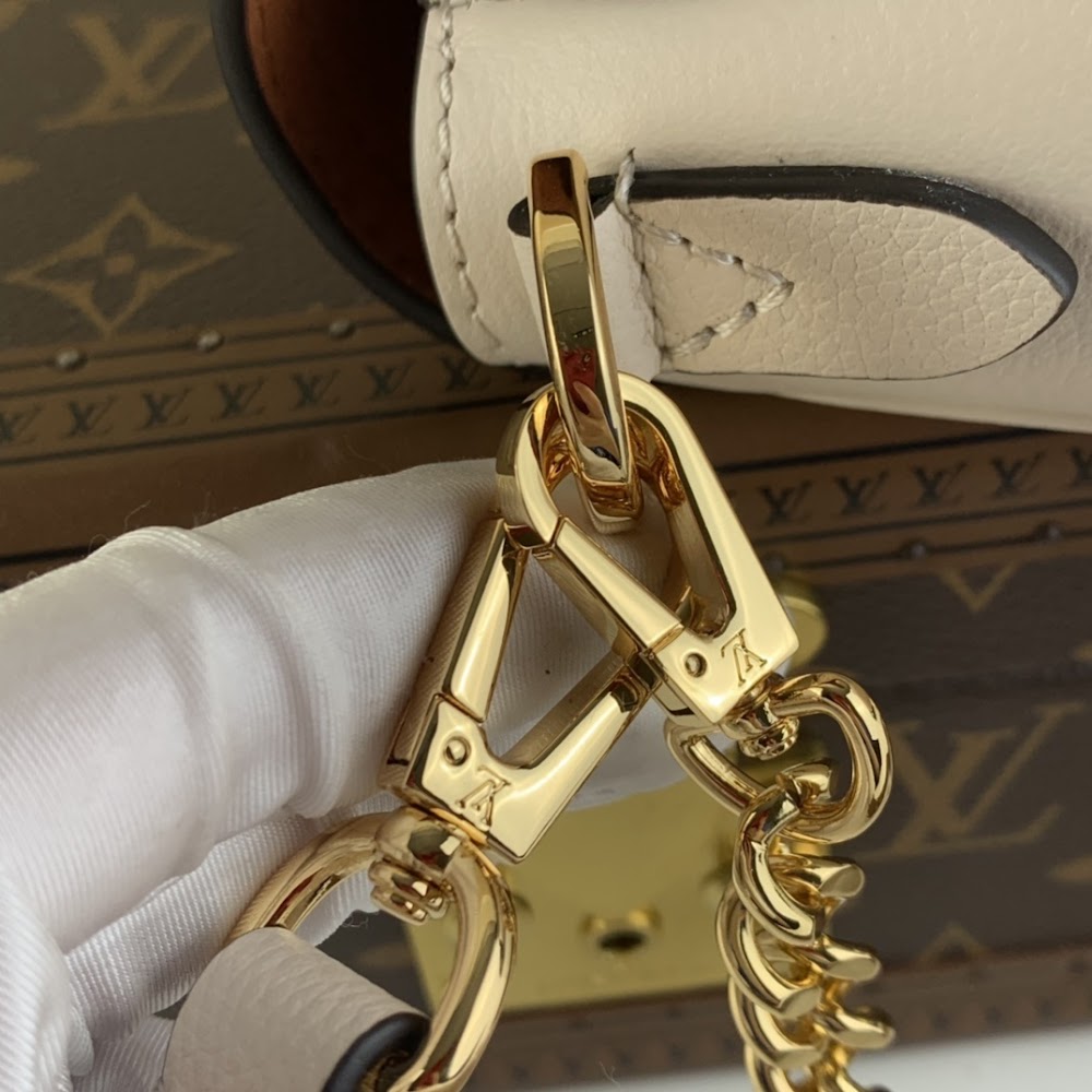 Dragons Bags ln Luxury Bag --63168