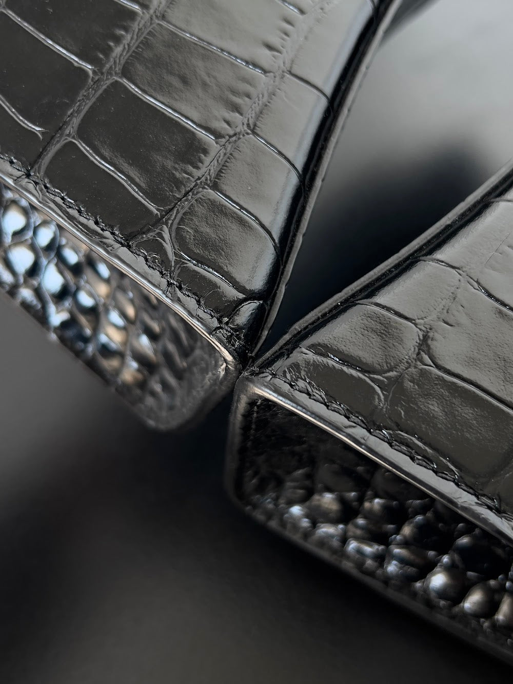 Dragons Bags Balenciaga Luxury Bag --111060