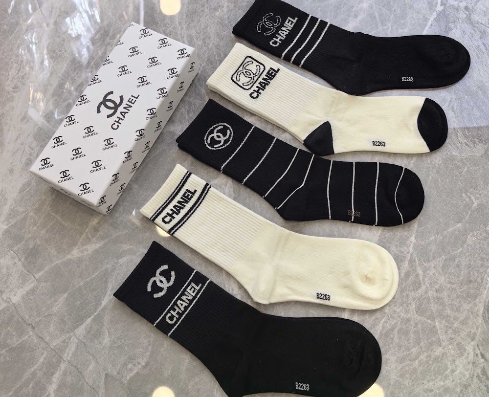 Dragons Bags Premium Luxury Socks --98419