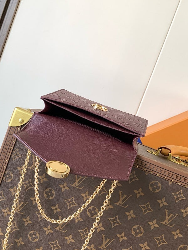 Dragons Bags ln Luxury Bag --81825