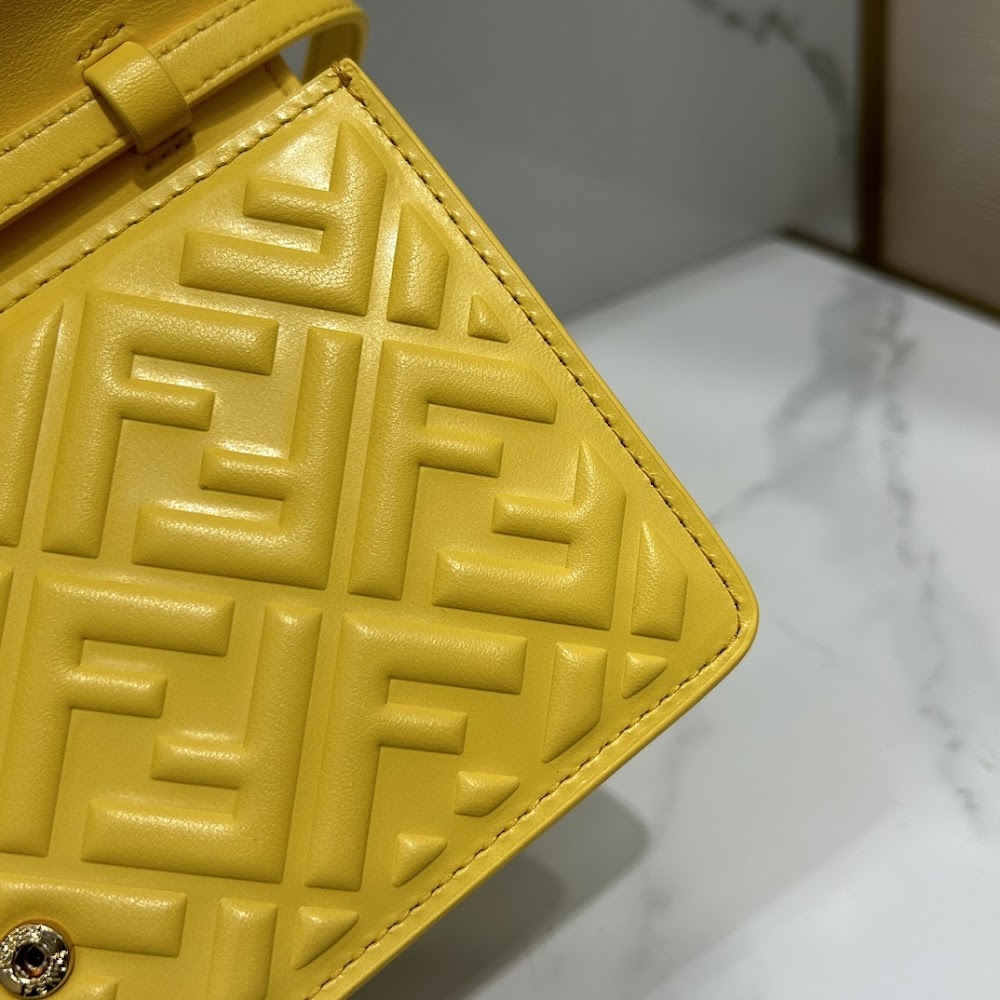new-luxury-designer-bags-nm15789