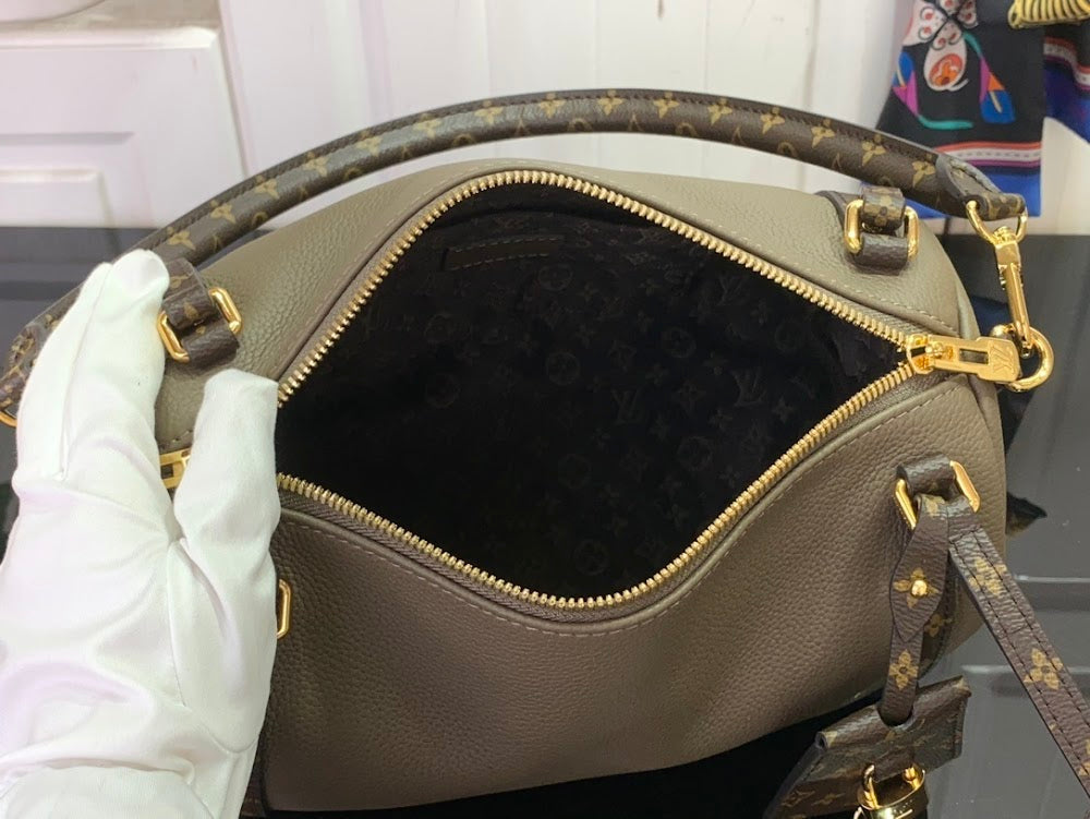 Dragons Bags ln Luxury Bag --96699