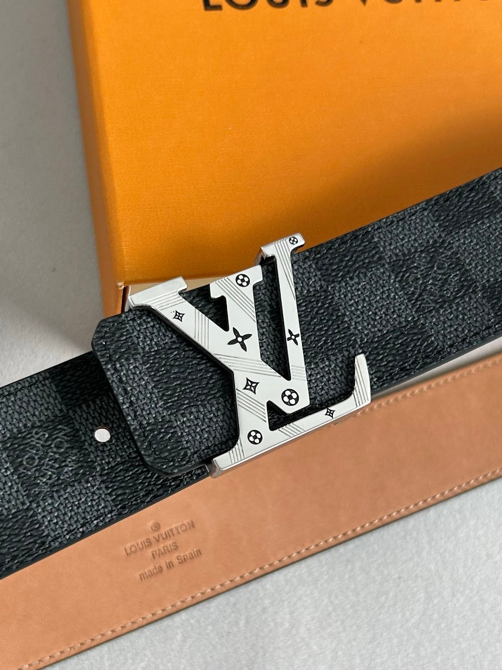Dragons Bags ln Luxury Belt --101036