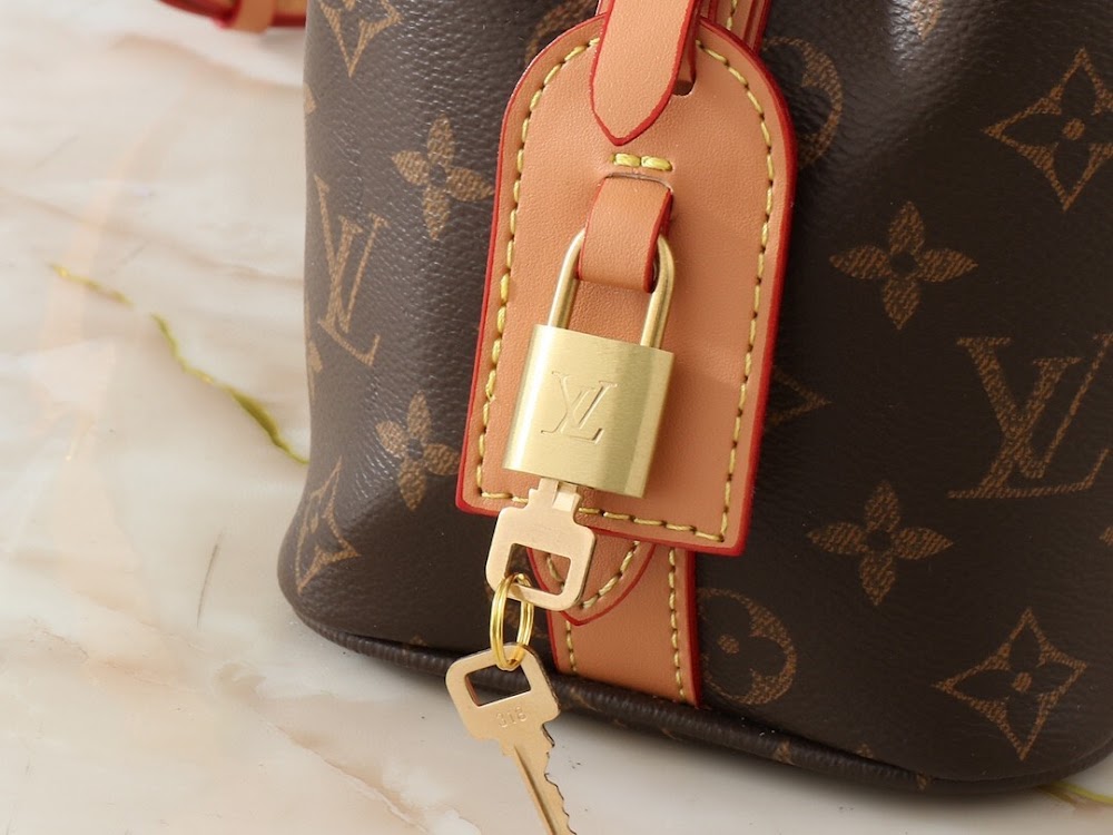 Dragons Bags ln Luxury Bag --76611