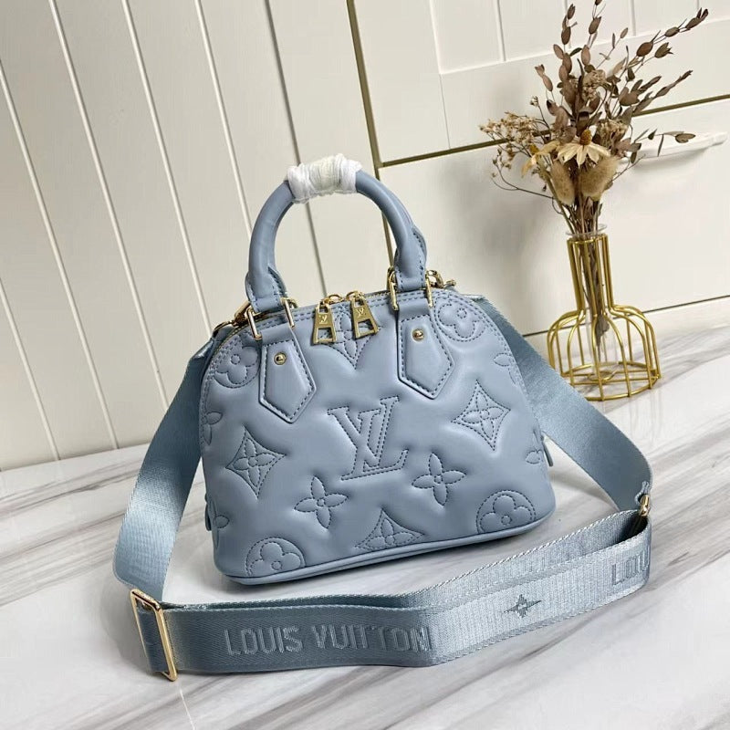 Dragons Bags ln Luxury Bag --78536