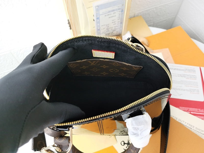 Dragons Bags ln Luxury Bag --78103