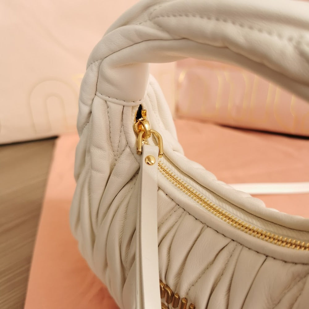 Dragons Bags Miun Miun Luxury Bag --122657