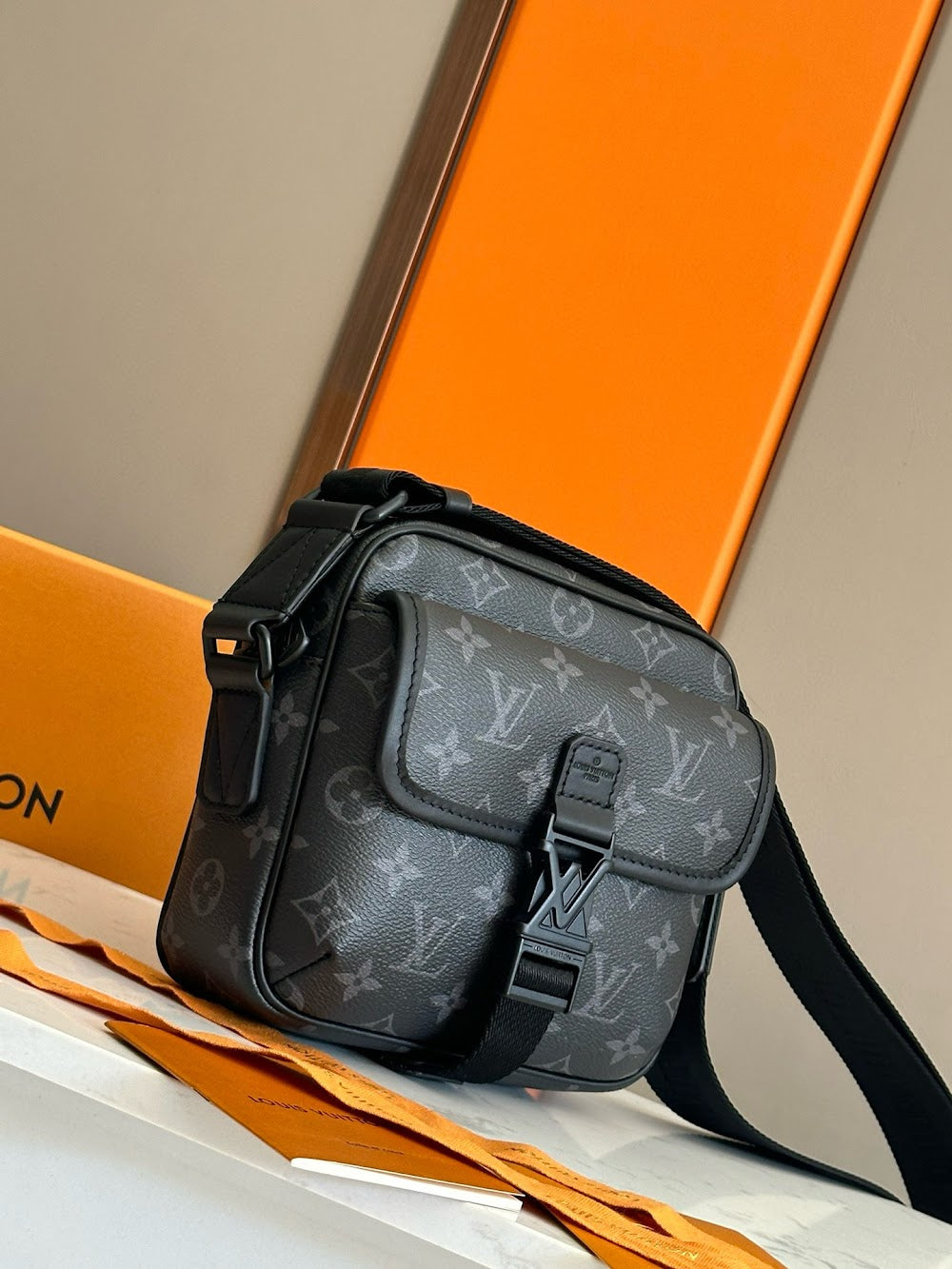 Dragons Bags ln Luxury Bag --70884