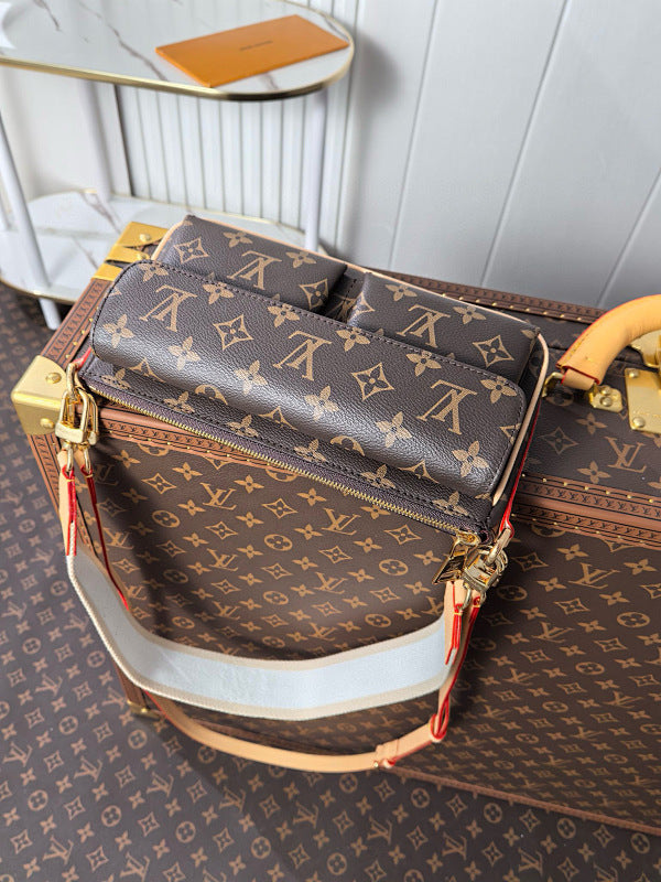 Dragons Bags ln Luxury Bag --81561