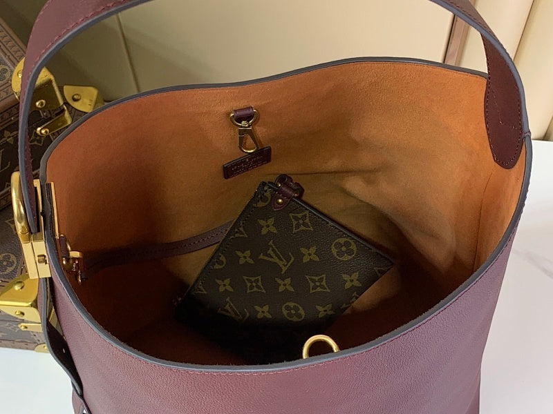 Dragons Bags ln Luxury Bag --57215