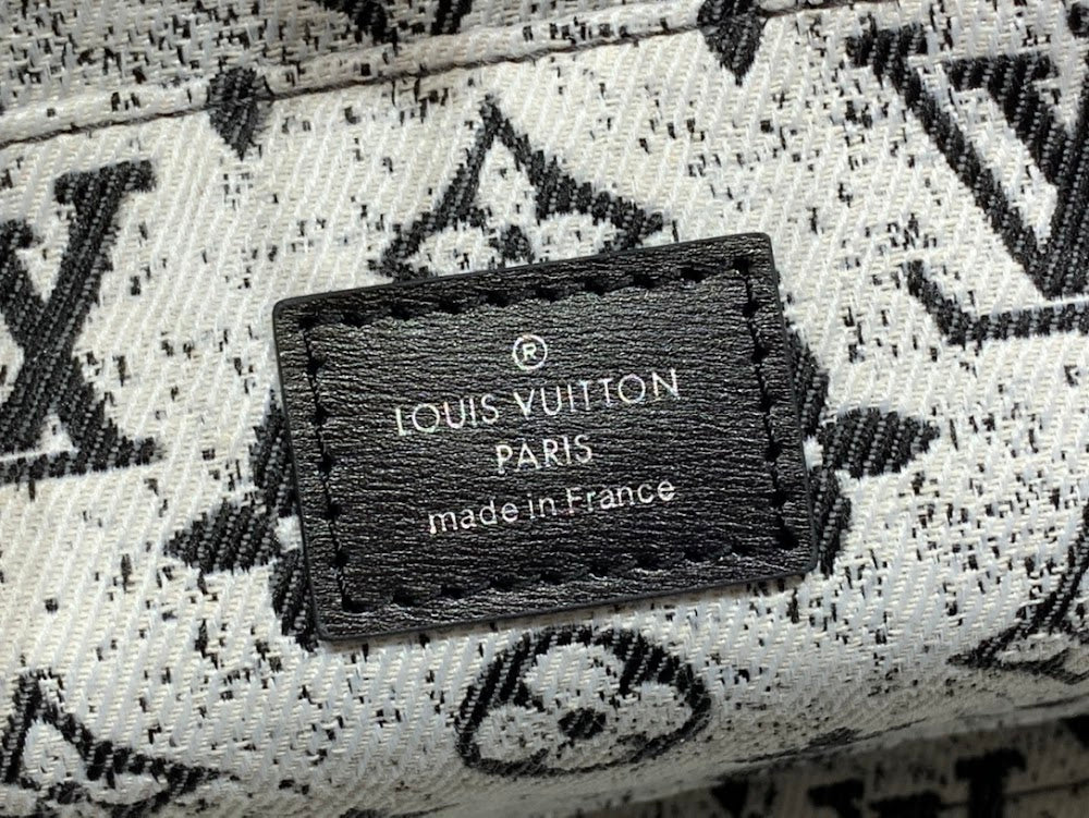 Dragons Bags ln Luxury Bag --96795