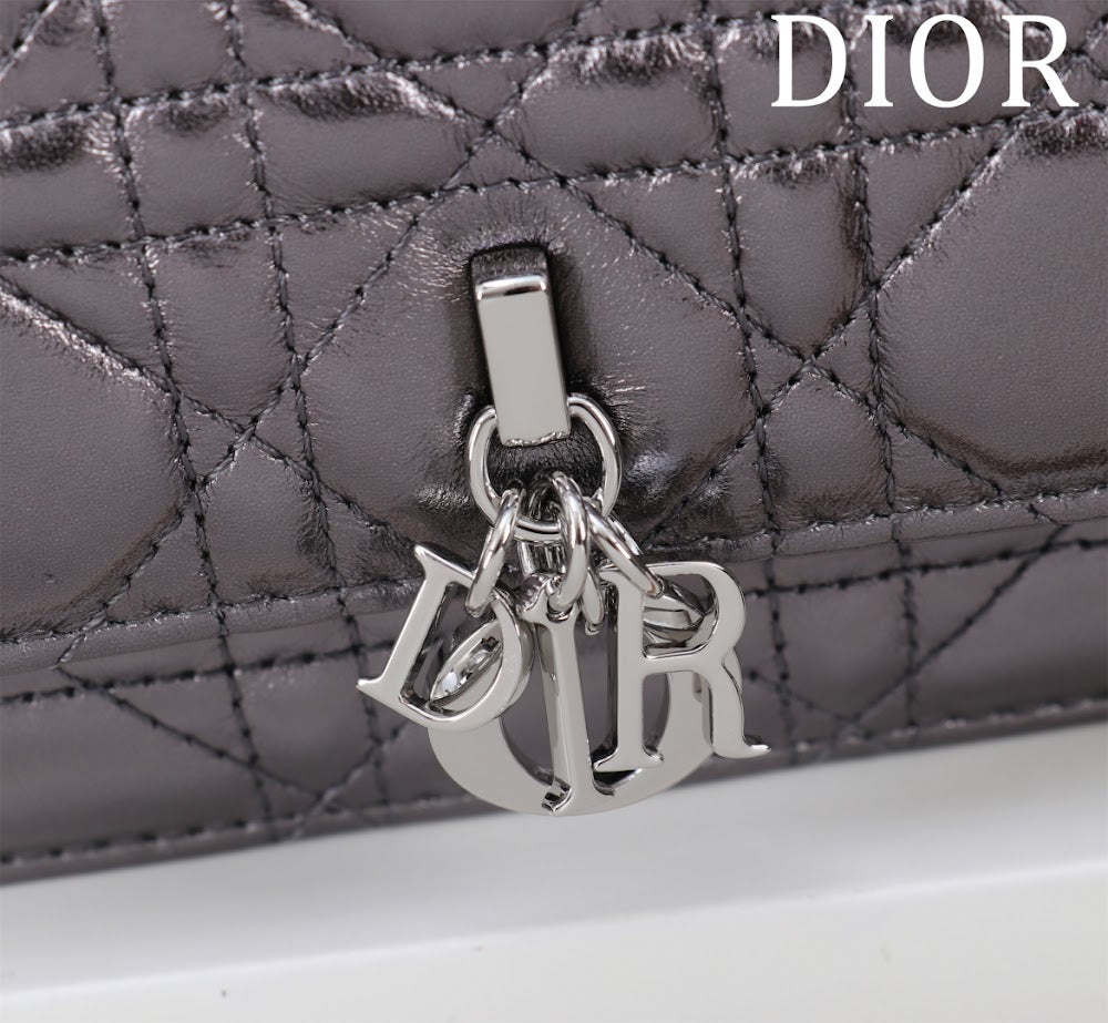 Dragons BagsDiorn Luxury Bag --116182
