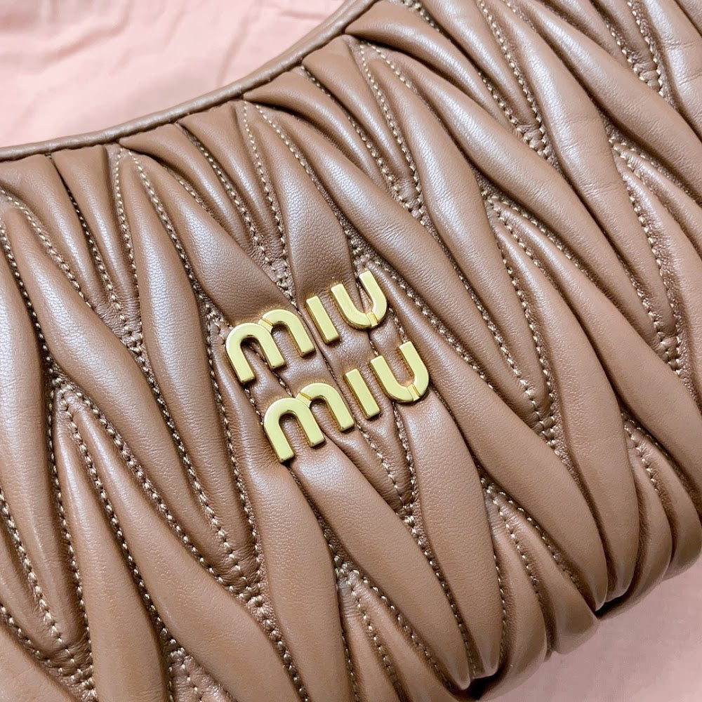 Dragons Bags Miun Miun Luxury Bag --123243