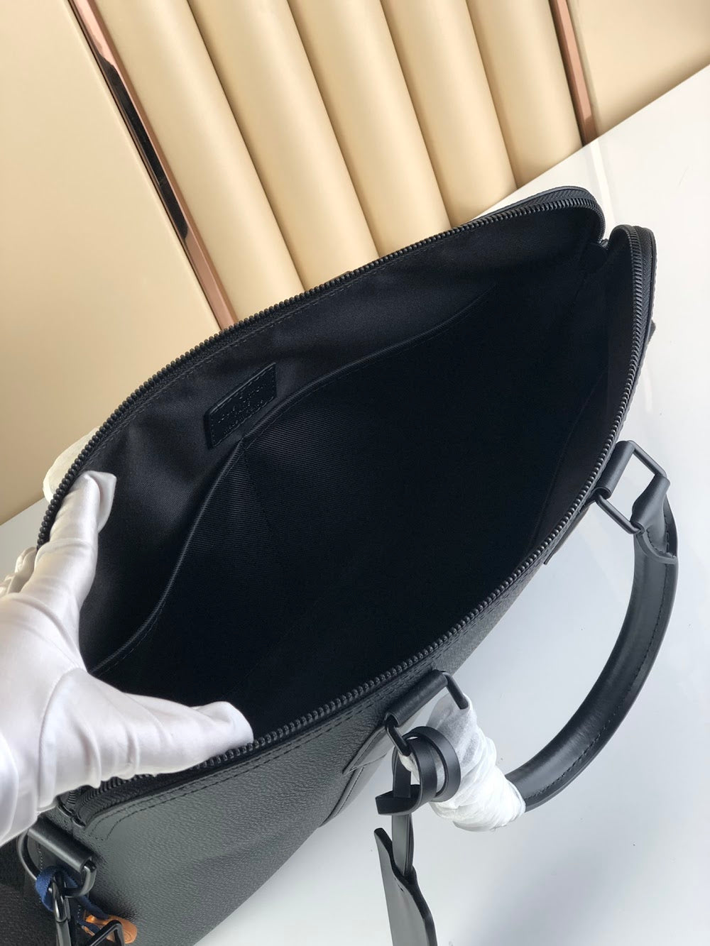 Dragons Bags ln Luxury Bag --67109