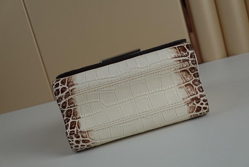 Dragons Bags ln Luxury Bag --61256