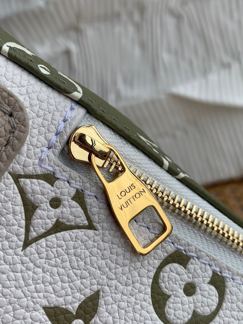 Dragons Bags ln Luxury Bag --60929