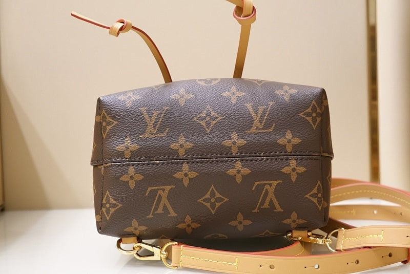 Dragons Bags ln Luxury Bag --60656