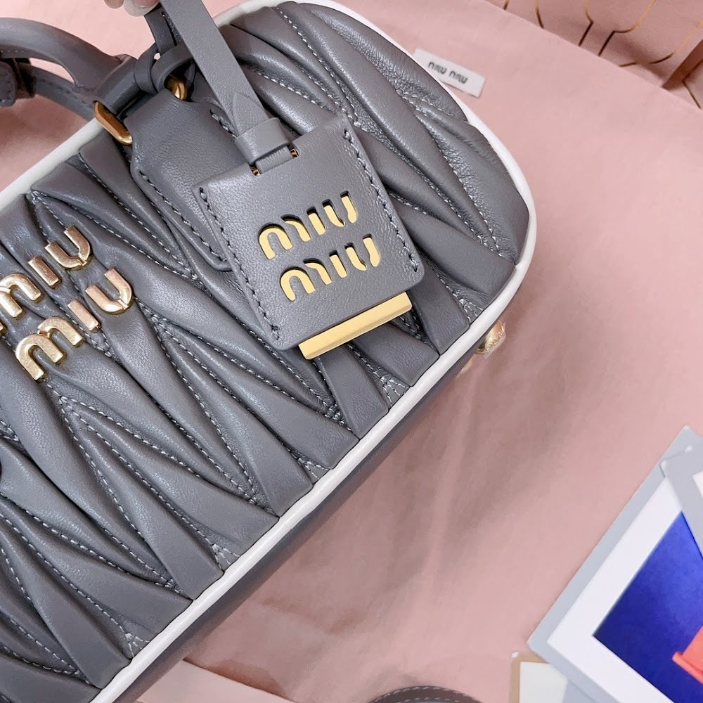 Dragons Bags Miun Miun Luxury Bag --122647