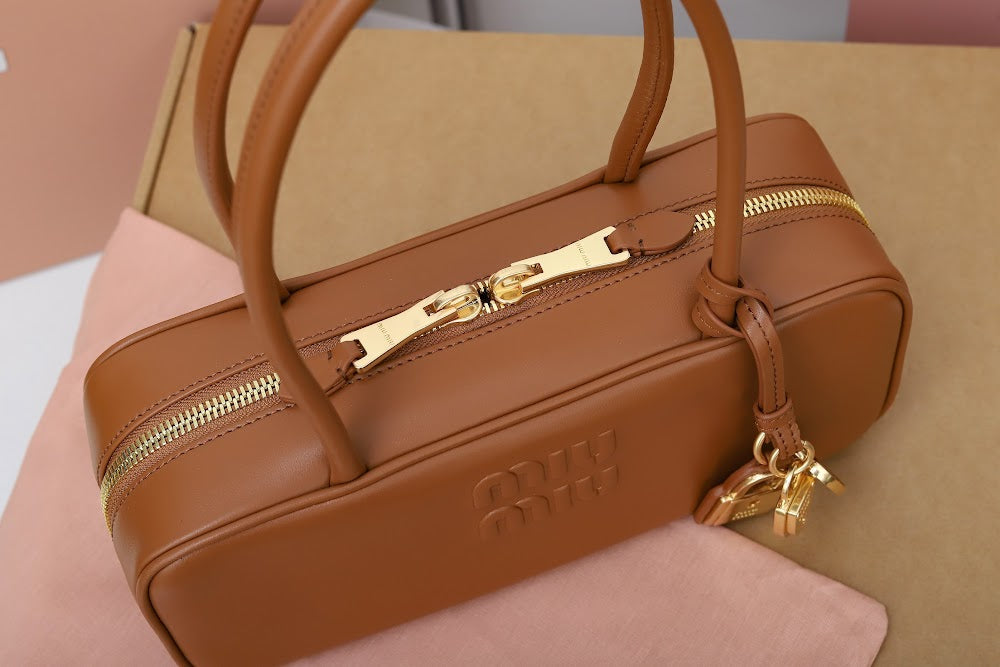 Dragons Bags Miun Miun Luxury Bag --122749