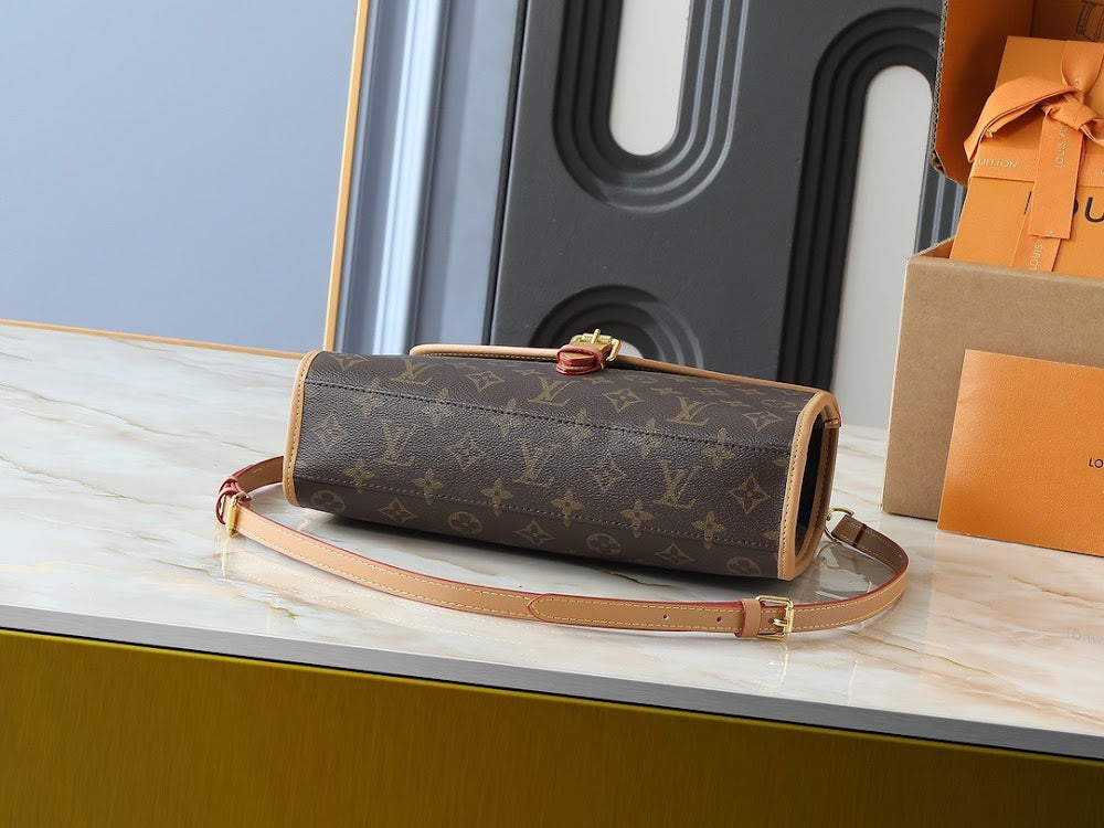 Dragons Bags ln Luxury Bag --77838