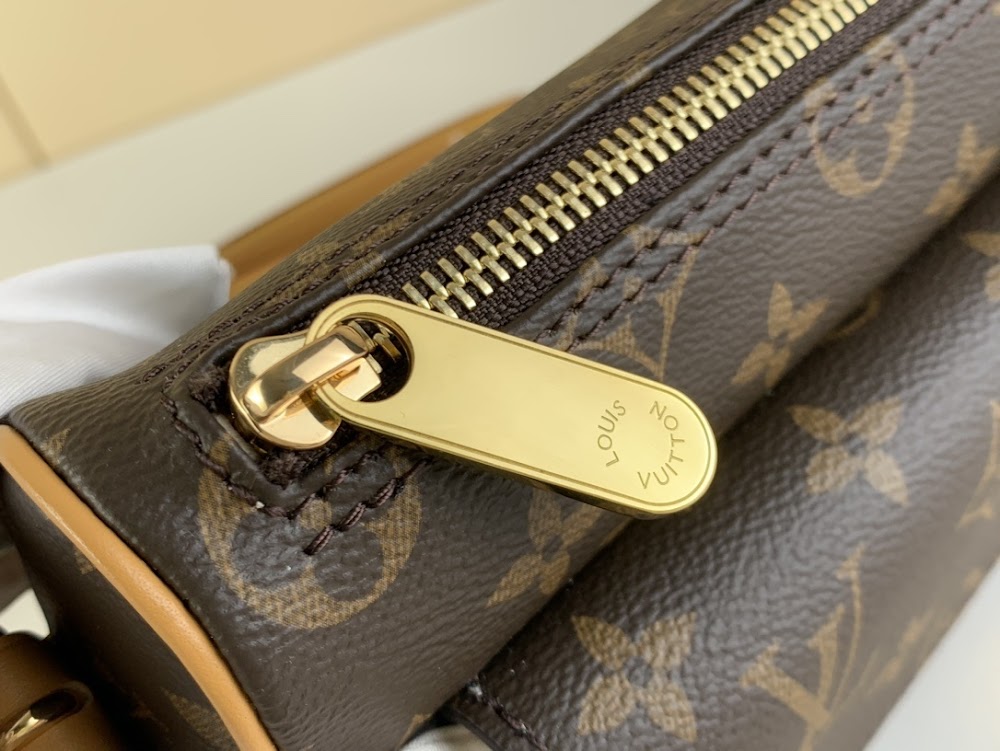 Dragons Bags ln Luxury Bag --67941