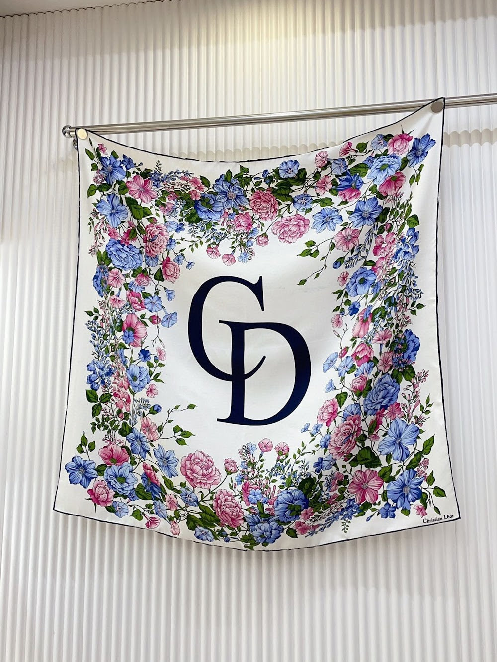 Dragons Bags Premium Designer Scarf --98866